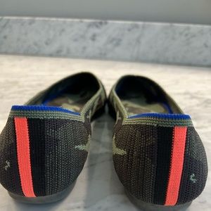 Rothy’s Green Camo Points